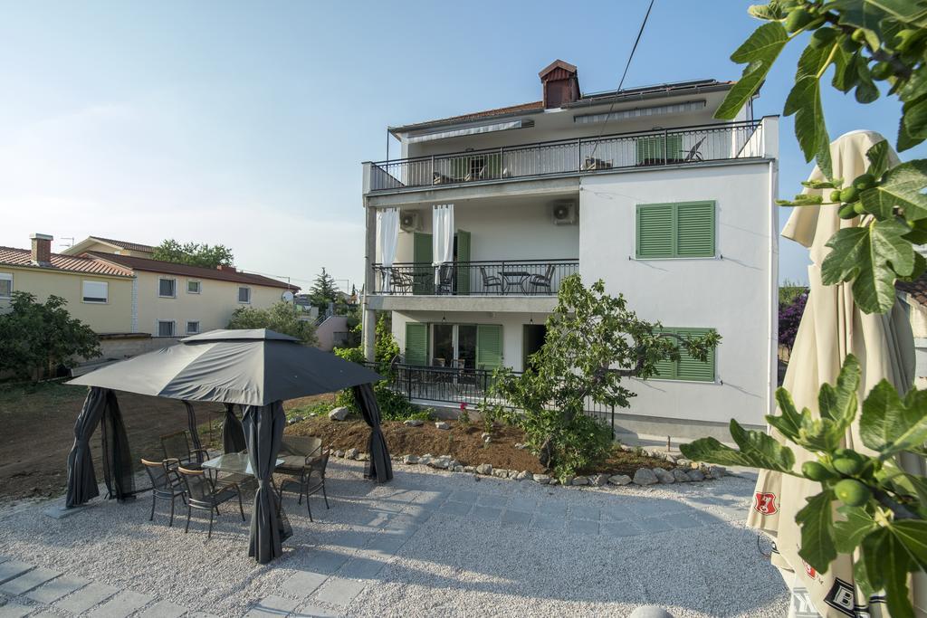 Villa Gambera Pirovac Bagian luar foto