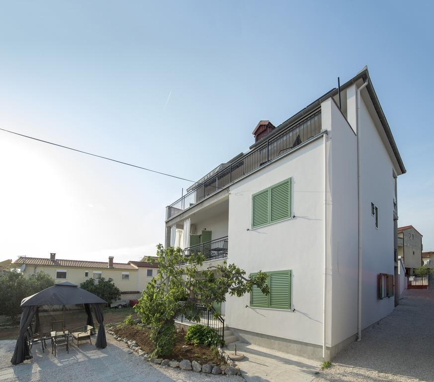 Villa Gambera Pirovac Bagian luar foto